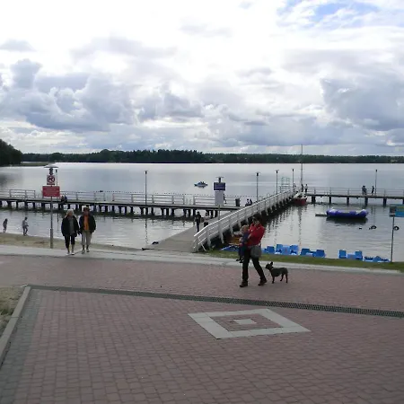 Feriehus Dom Z Winnica *